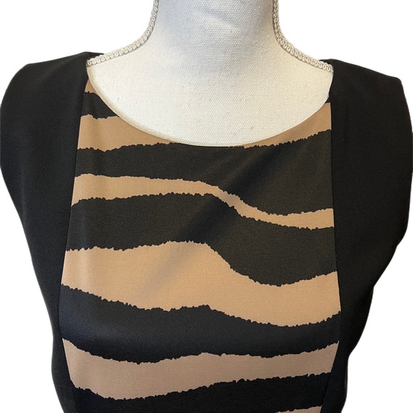 🔥🔥Tahari Black/brown Partial Zebra Stripe Dress. Size 10 Sleeveless - Picture 3 of 7